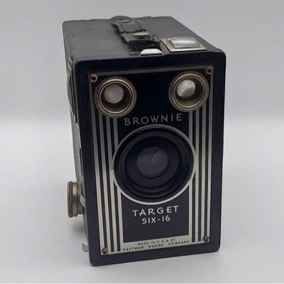 Eastman Kodak Other - Vintage Eastman Kodak Brownie Target Six-16 Box Camera 1946-1952 Collectible